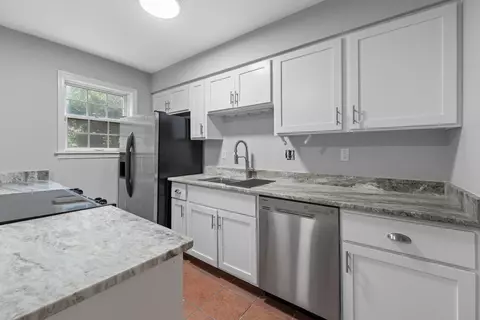 5686 Quince Rd #3, Memphis, TN 38119