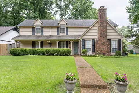 9161 Gainsborough Dr, Lakeland, TN 38002