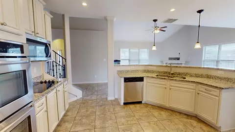 Kitchen - 7070 E Hawks Crossing Dr, Olive Branch, MS 38654 photo 1 of 3