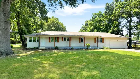 105 Oak St, Oakland, TN 38060