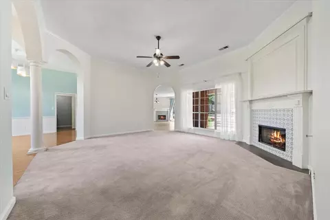 Living - 3760 Broadway Rd, Bartlett, TN 38135 photo 2 of 6