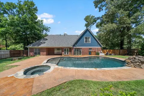 Exterior - 3760 Broadway Rd, Bartlett, TN 38135 photo 8 of 10