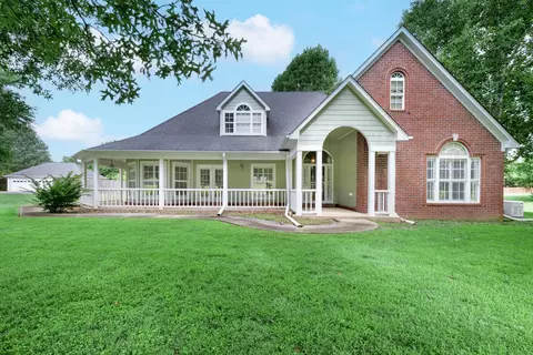 95 Kylie Gayle Dr, Oakland, TN 38060