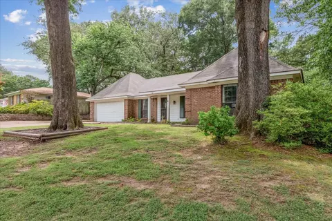 2783 Elmore Park Rd, Bartlett, TN 38134