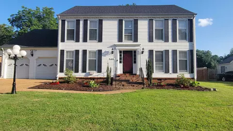 6879 Amersham Dr, Memphis, TN 38119