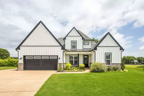 115 Highland Park Dr, Oakland, TN 38060