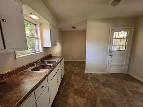 4051 Ponca St, Memphis, TN 38109 photo 2