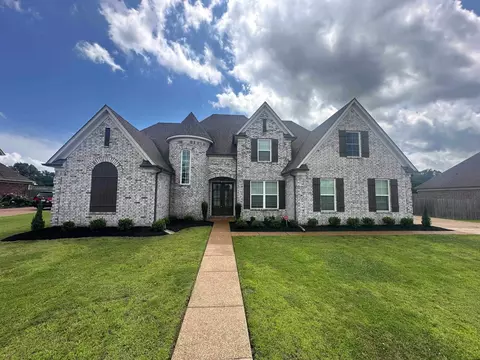 4689 Riva Ridge Dr, Olive Branch, MS 38654