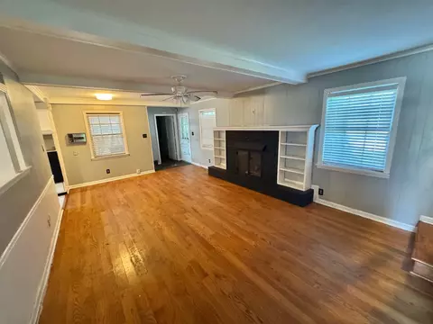 Living - 2987 Egan Dr, Memphis, TN 38115 photo 3 of 3