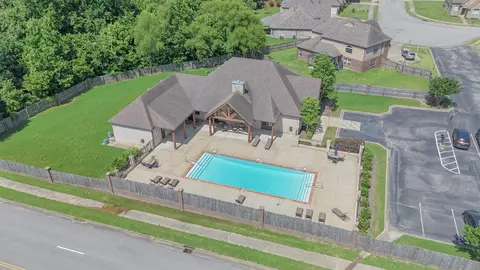 245 Cherokee Cir, Oakland, TN 38060
