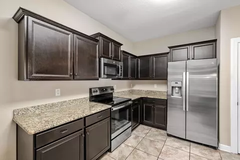 Kitchen - 8888 Mt Hill Dr, Lakeland, TN 38002 photo 3 of 4