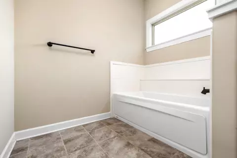 Bath - 8888 Mt Hill Dr, Lakeland, TN 38002 photo 3 of 3