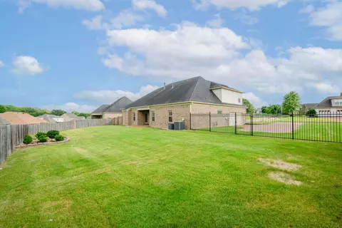 Exterior - 8888 Mt Hill Dr, Lakeland, TN 38002 photo 7 of 10