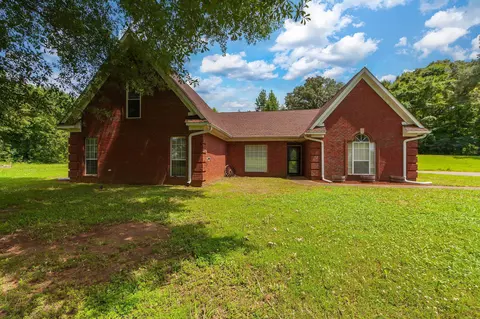 135 Davis Rd, Brownsville, TN 38012