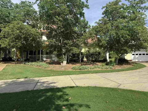 3860 Planters View Dr, Bartlett, TN 38133