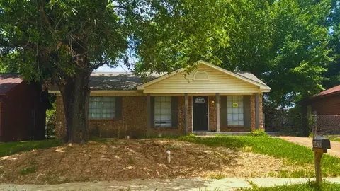 3430 Dobbin Ferry Ave, Memphis, TN 38118