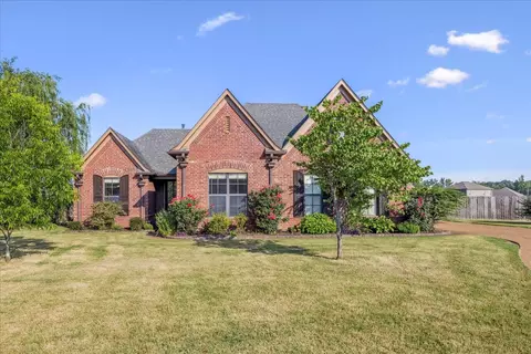 80 Shady Pine Cv, Oakland, TN 38060