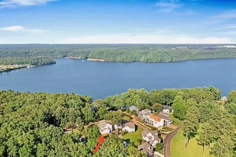 18 Elks Landing Dr, Iuka, MS 38852