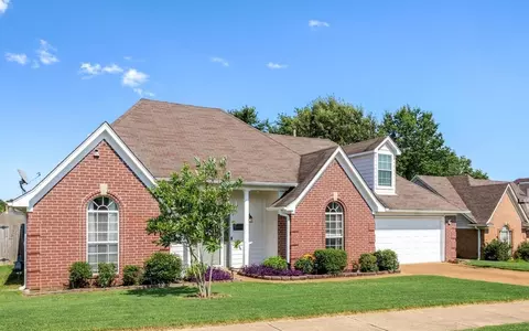 5186 Melanie Creek Cv, Arlington, TN 38002