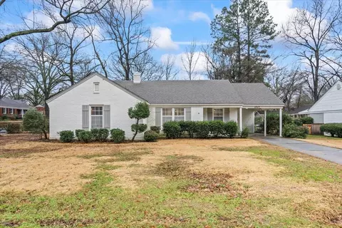 Exterior - 4947 Dee Rd, Memphis, TN 38117 photo 6 of 7