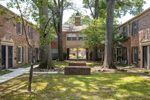 1204 Chamberlain Dr #10, Memphis, TN 38119