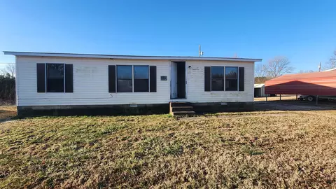 105 Charlestown Rd, Henning, TN 38041