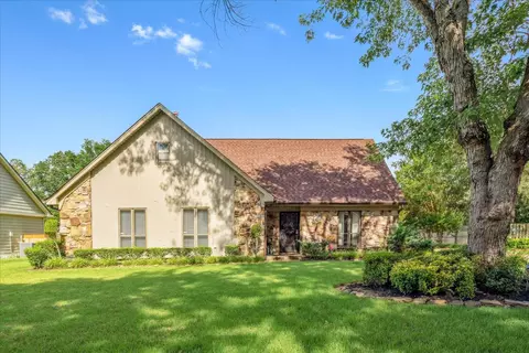 1888 Alder Branch Ln, Germantown, TN 38139