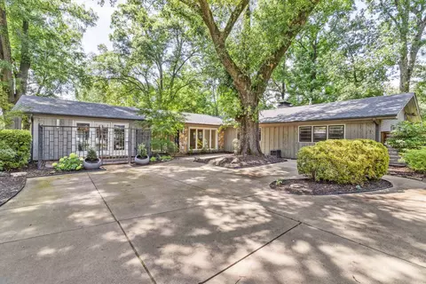 5458 Southwood Dr, Memphis, TN 38120