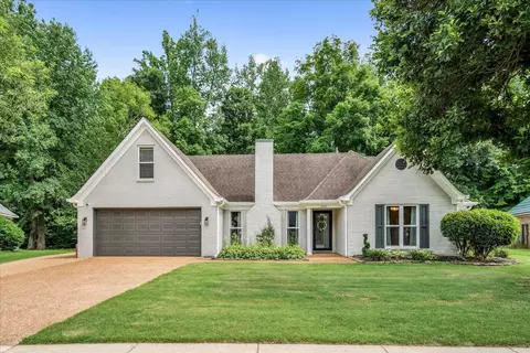 3248 Don Valley Dr, Bartlett, TN 38133