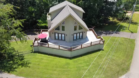 70 Lakeshore Ln, Counce, TN 38326