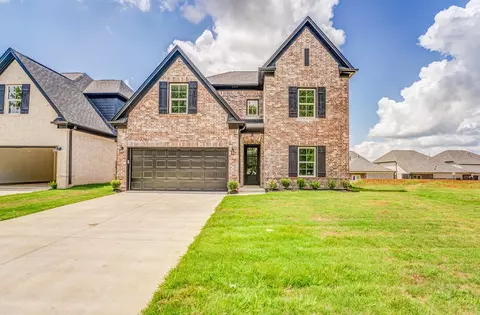 110 Blue Dr, Oakland, TN 38060