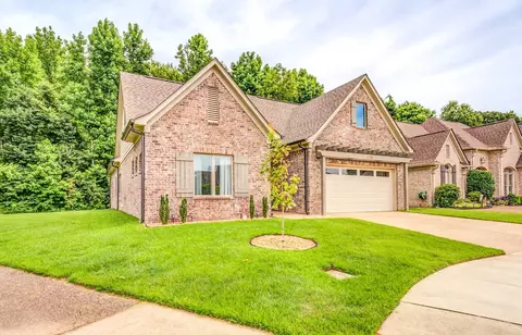 Exterior - 8708 Brunswick Forest Dr, Bartlett, TN 38133 photo 3 of 4