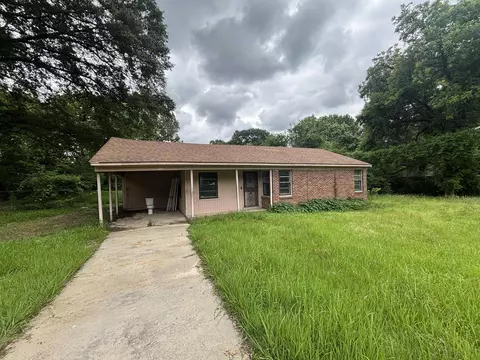 4056 Grantham Rd, Memphis, TN 38109
