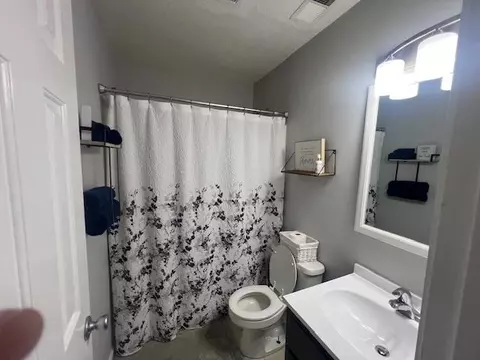 Bath - 2938 Simmons Rd, Drummonds, TN 38023 photo 1 of 2
