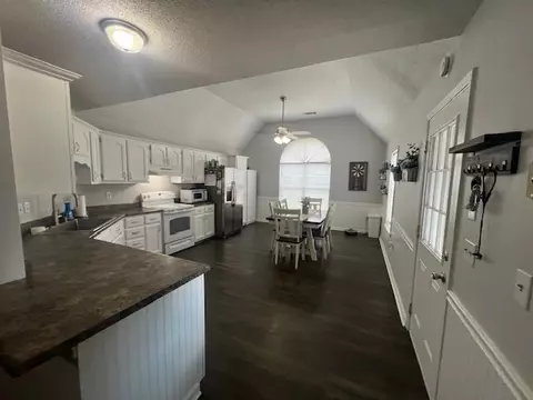 Kitchen - 2938 Simmons Rd, Drummonds, TN 38023 photo 1 of 2