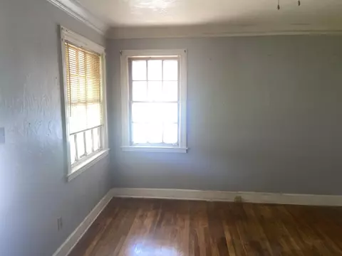 827 E Mallory Ave E, Memphis, TN 38106 photo 2