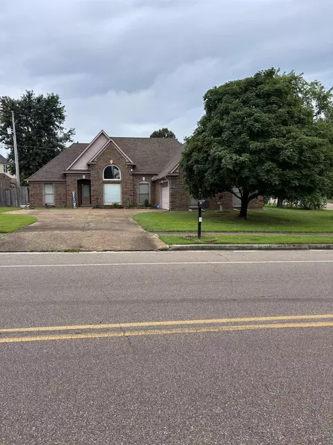 9344 Chimneyrock Blvd, Cordova, TN 38016