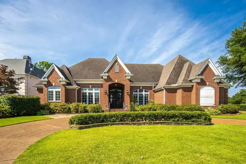 8541 The Island At Southwin Dr, Memphis, TN 38125