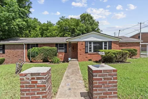 3590 Weaver Rd, Memphis, TN 38109