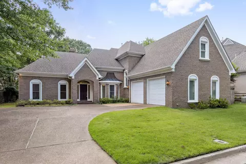 1467 Bell Manor Dr, Germantown, TN 38138