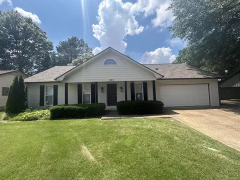 1143 Simmons Ridge Dr, Collierville, TN 38017