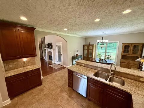 105 Flagstone Dr, Jackson, TN 38301 photo 13