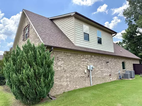 105 Flagstone Dr, Jackson, TN 38301 photo 4