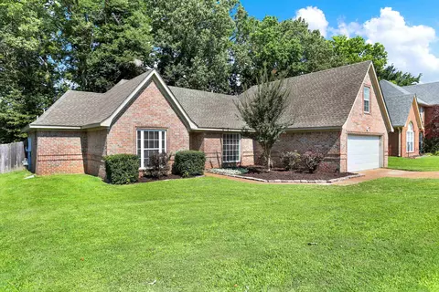 5225 Zachary Run Cv, Arlington, TN 38002