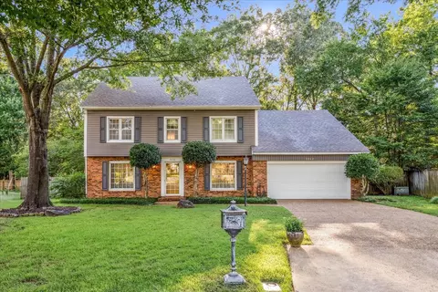 7042 Huntcliff Cv, Germantown, TN 38138