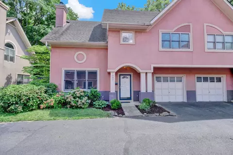 1997 Eastend Dr #3-1, Memphis, TN 38104