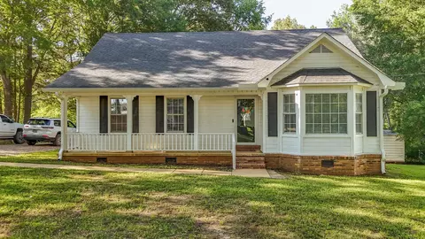 250 Parkview Dr, Savannah, TN 38372