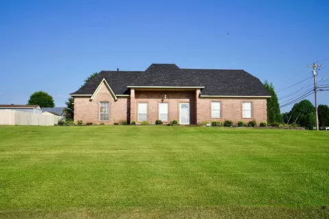 461 Blaydes Dr, Atoka, TN 38004