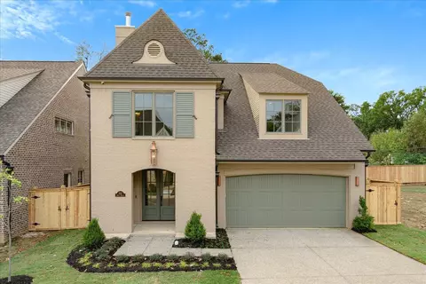 5017 Henry Heights Dr, Memphis, TN 38117