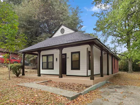 1438 Silver St, Memphis, TN 38106